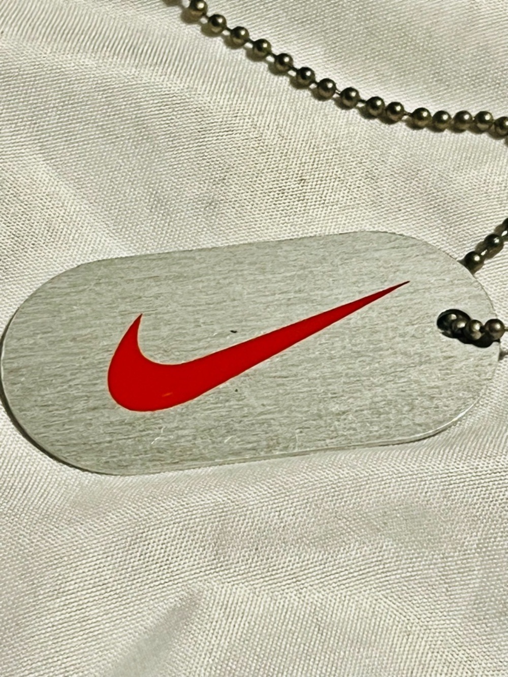 Vintage Nike Red Swoosh Dog Tag Necklace - Picture 3 of 4